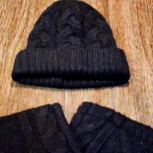 Ol Navy Knit Hat and Scarf Set